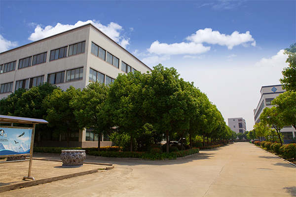 廠區(qū)環(huán)境